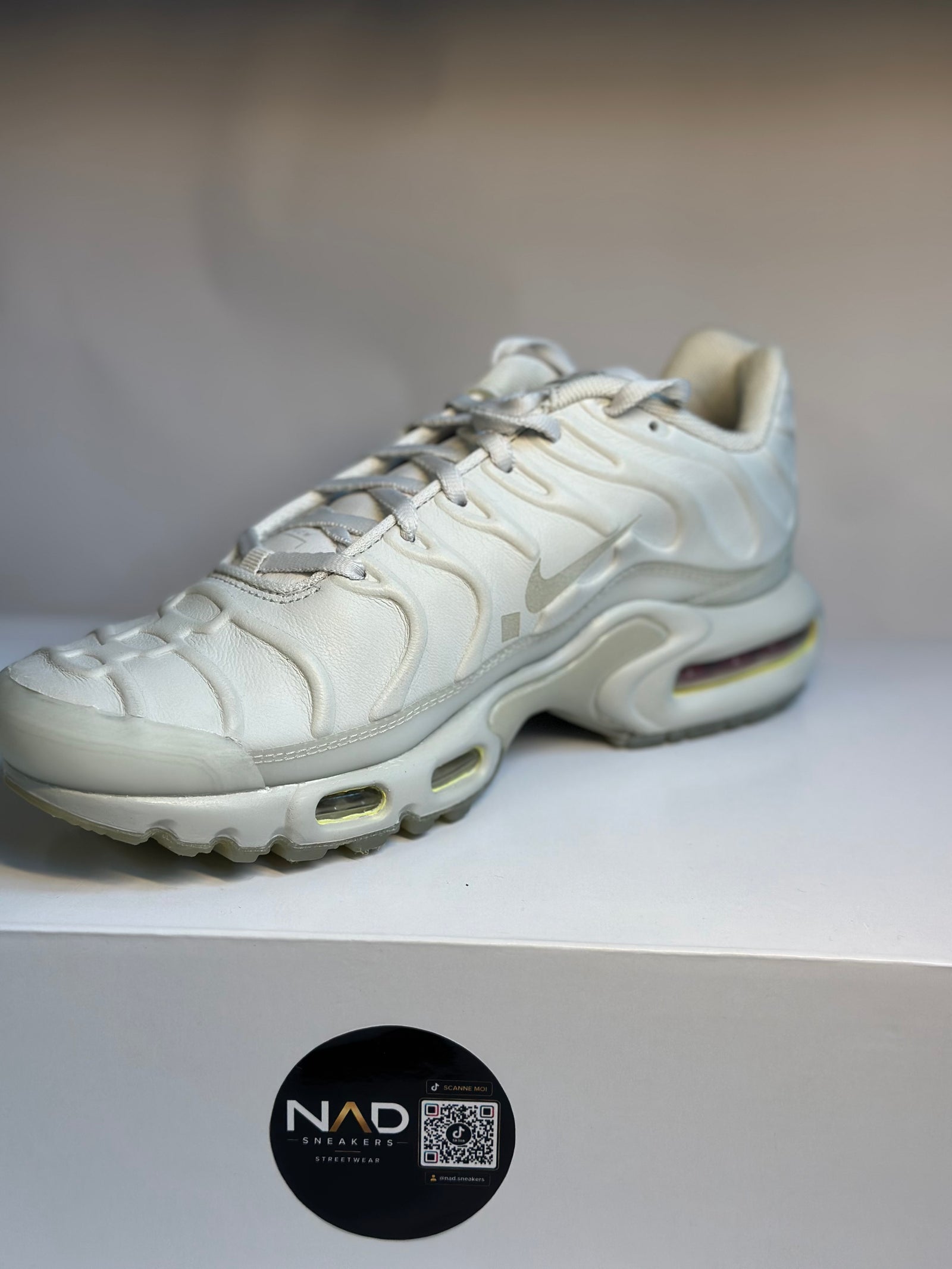 Nike Air Max Plus TN A-COLD-WALL blanche - vue 1