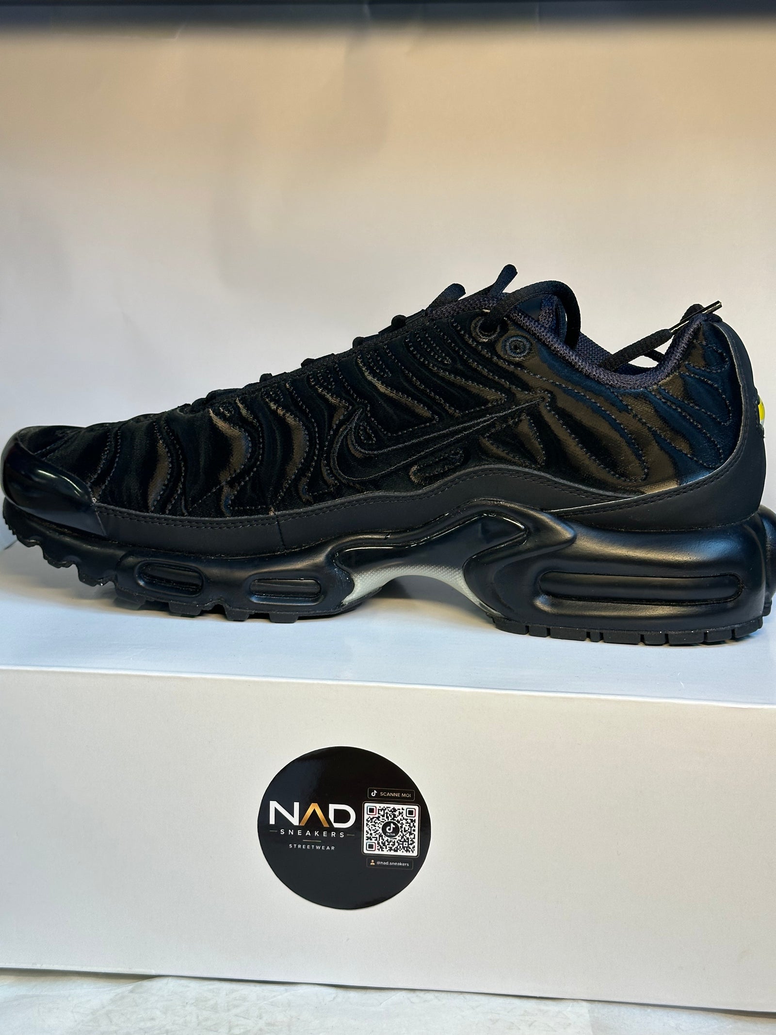 Nike Air Max Plus TN Black - vue 4