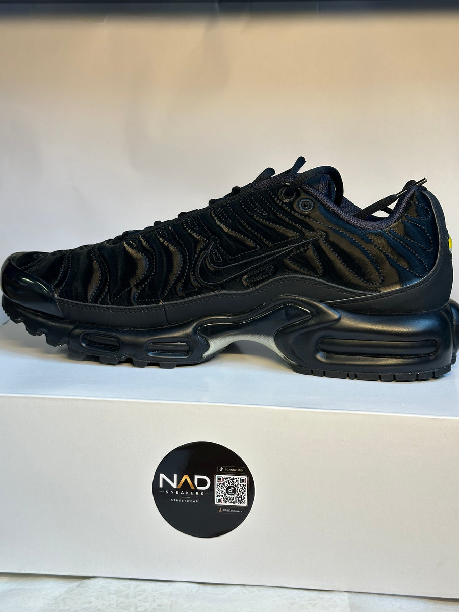 Nike Air Max Plus TN Black 4