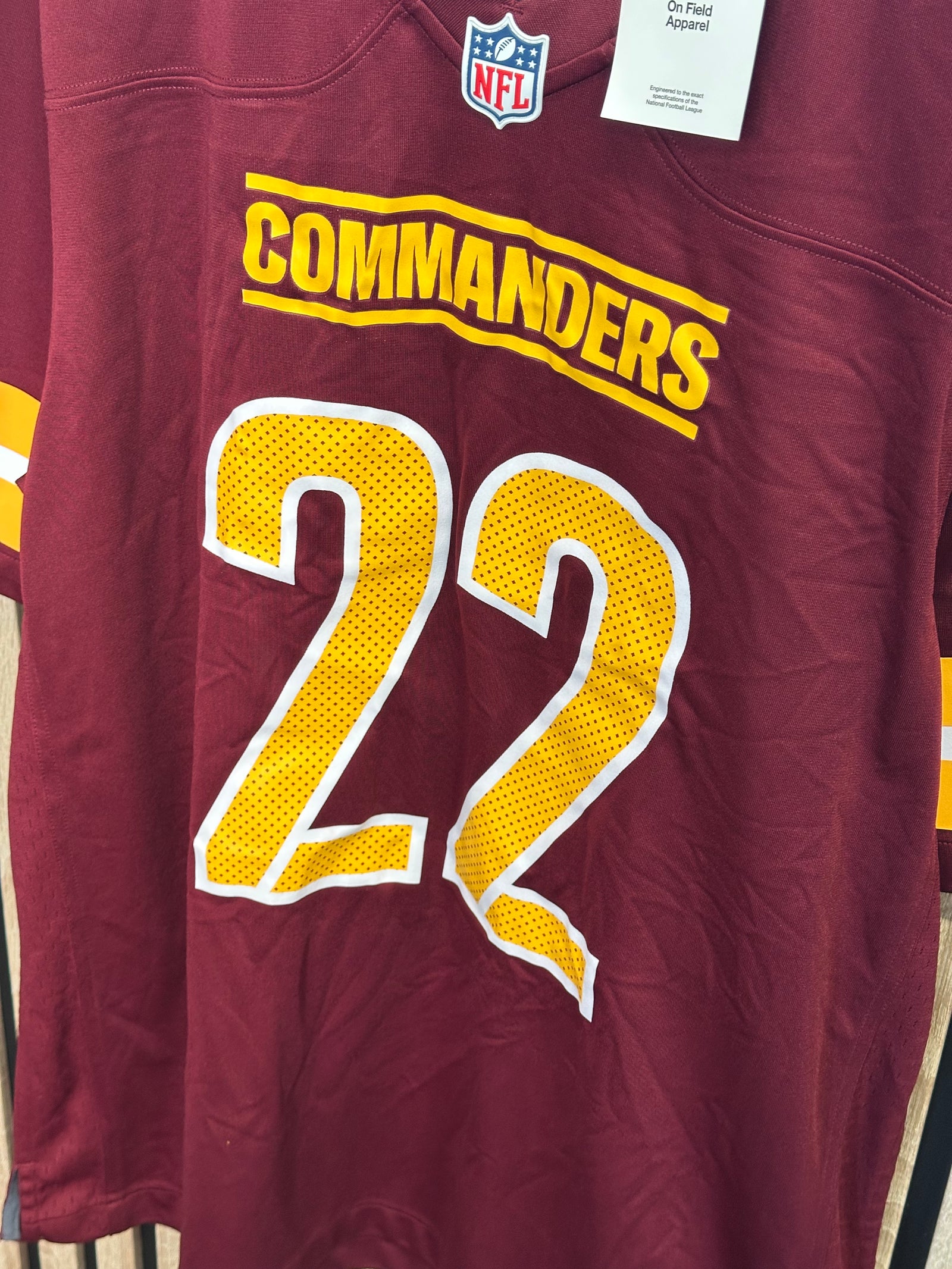 Nike Washington Commanders Croskey-Merritt n°22 bordeaux - L - détail avant