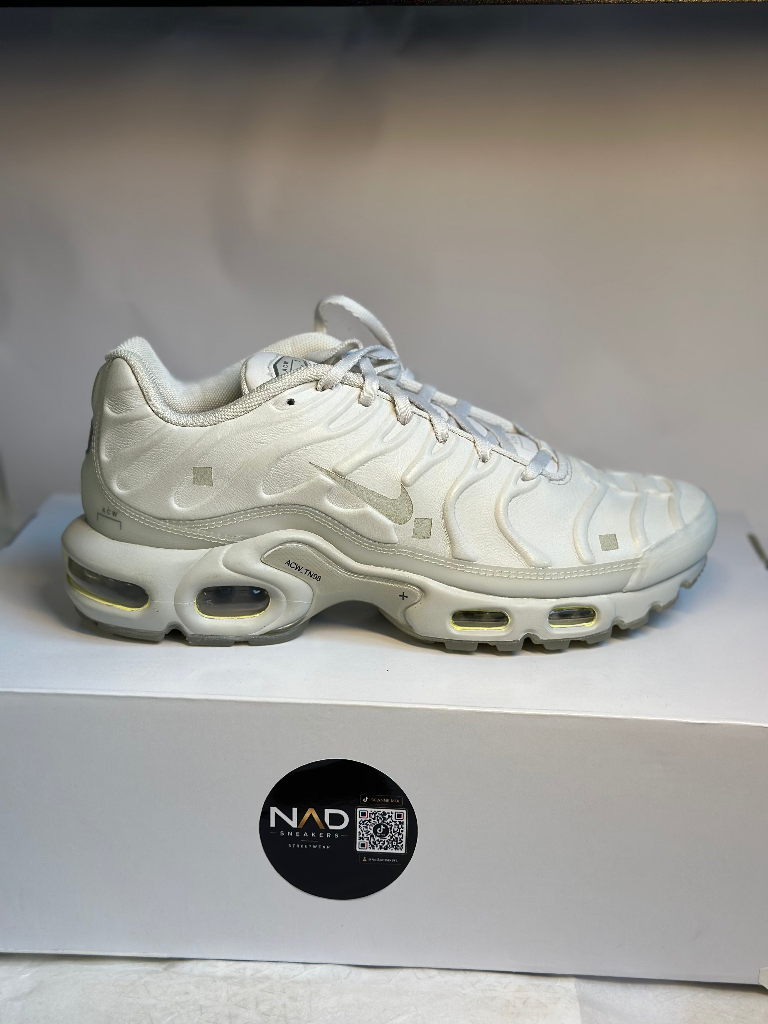 Nike Air Max Plus TN A-COLD-WALL blanche