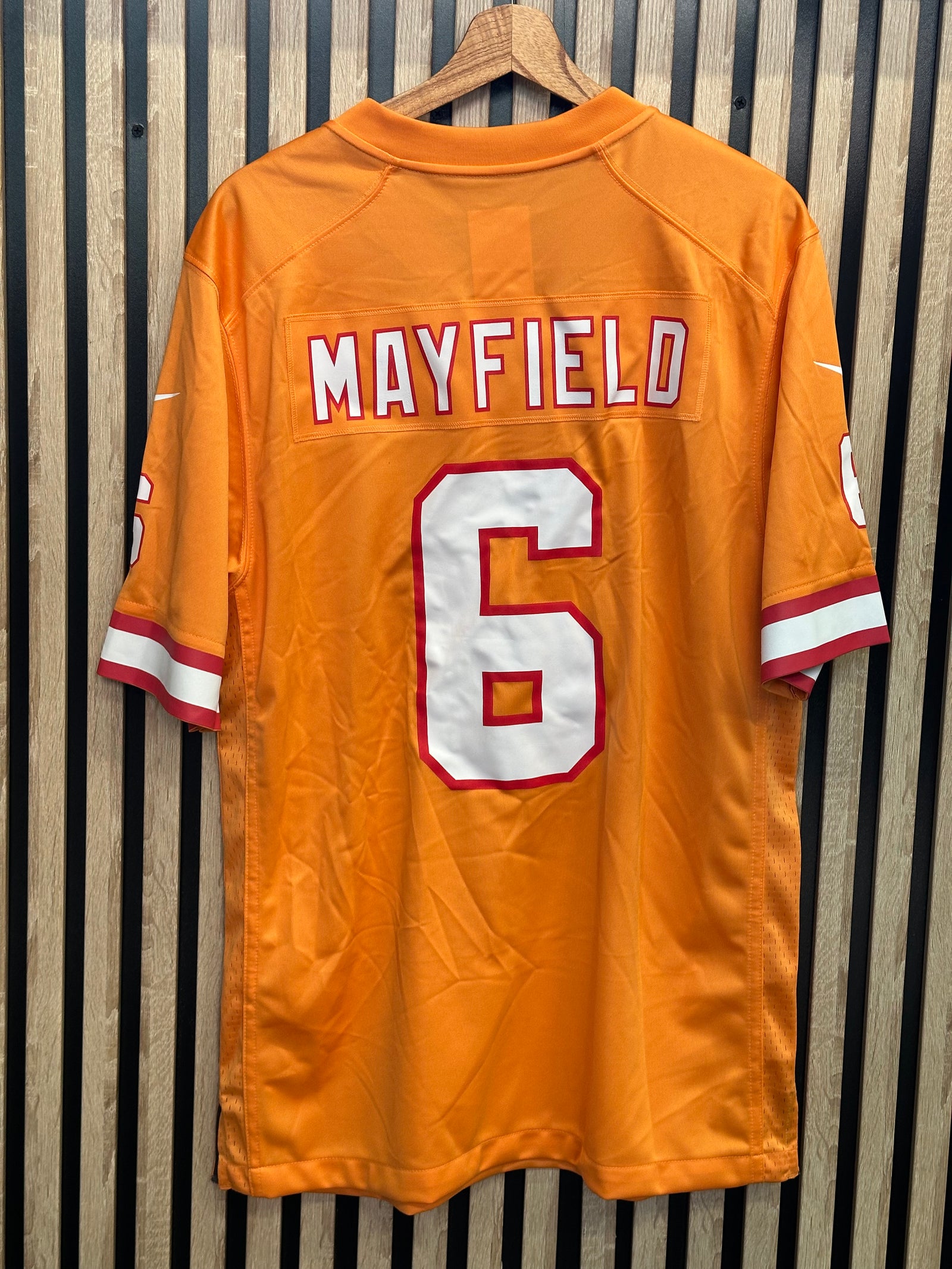 Nike Tampa Bay Buccaneers Mayfield n°6 orange - M - vue arrière