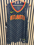 Nike Atlanta Hawks noir et gris à motifs géométriques - vue avant