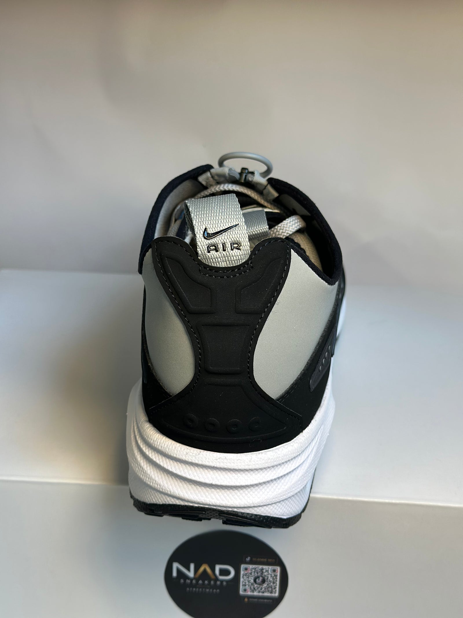 Nike Air Max SNDR grise