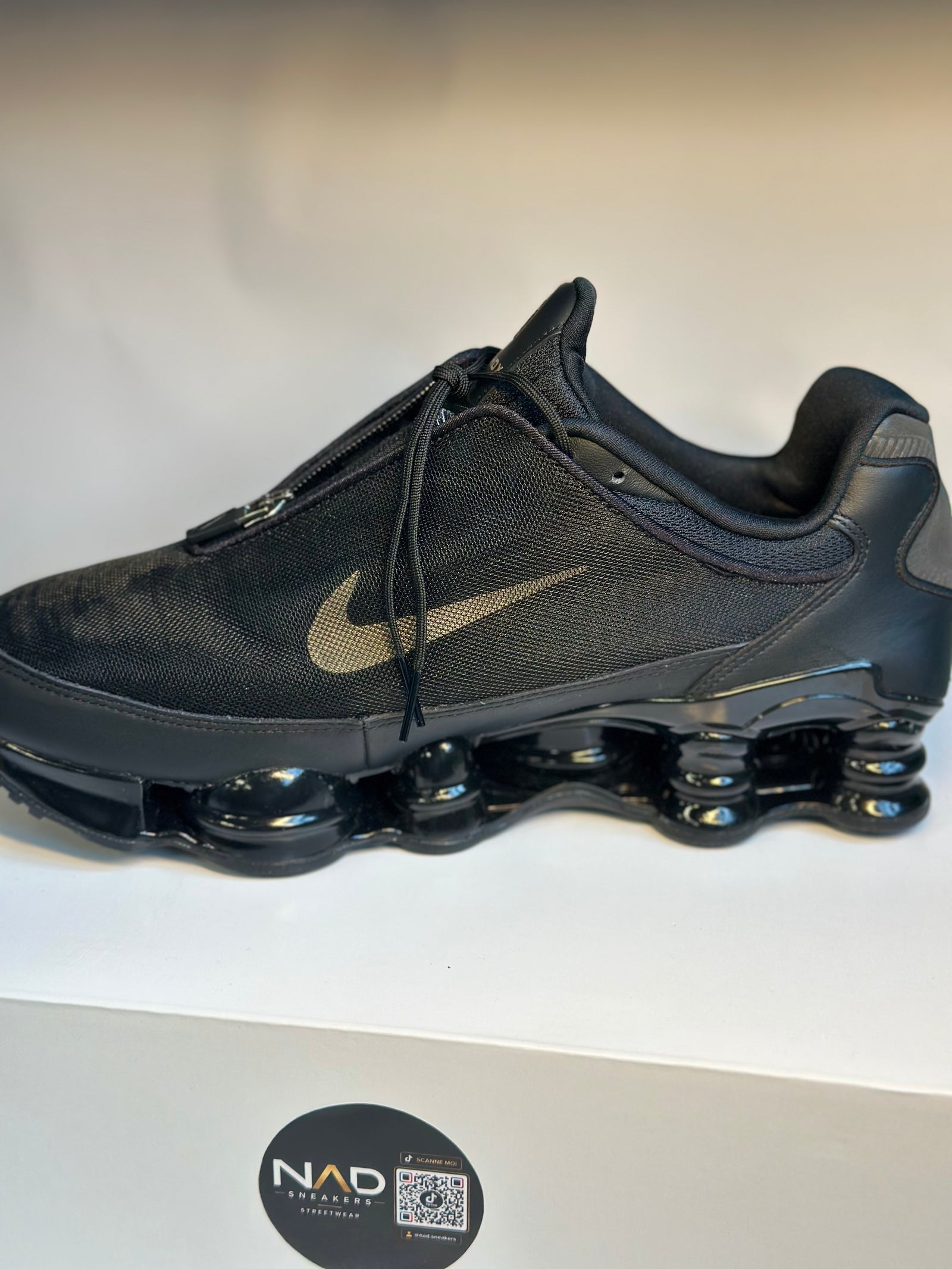 Nike Shox TL Zip noire - vue 1