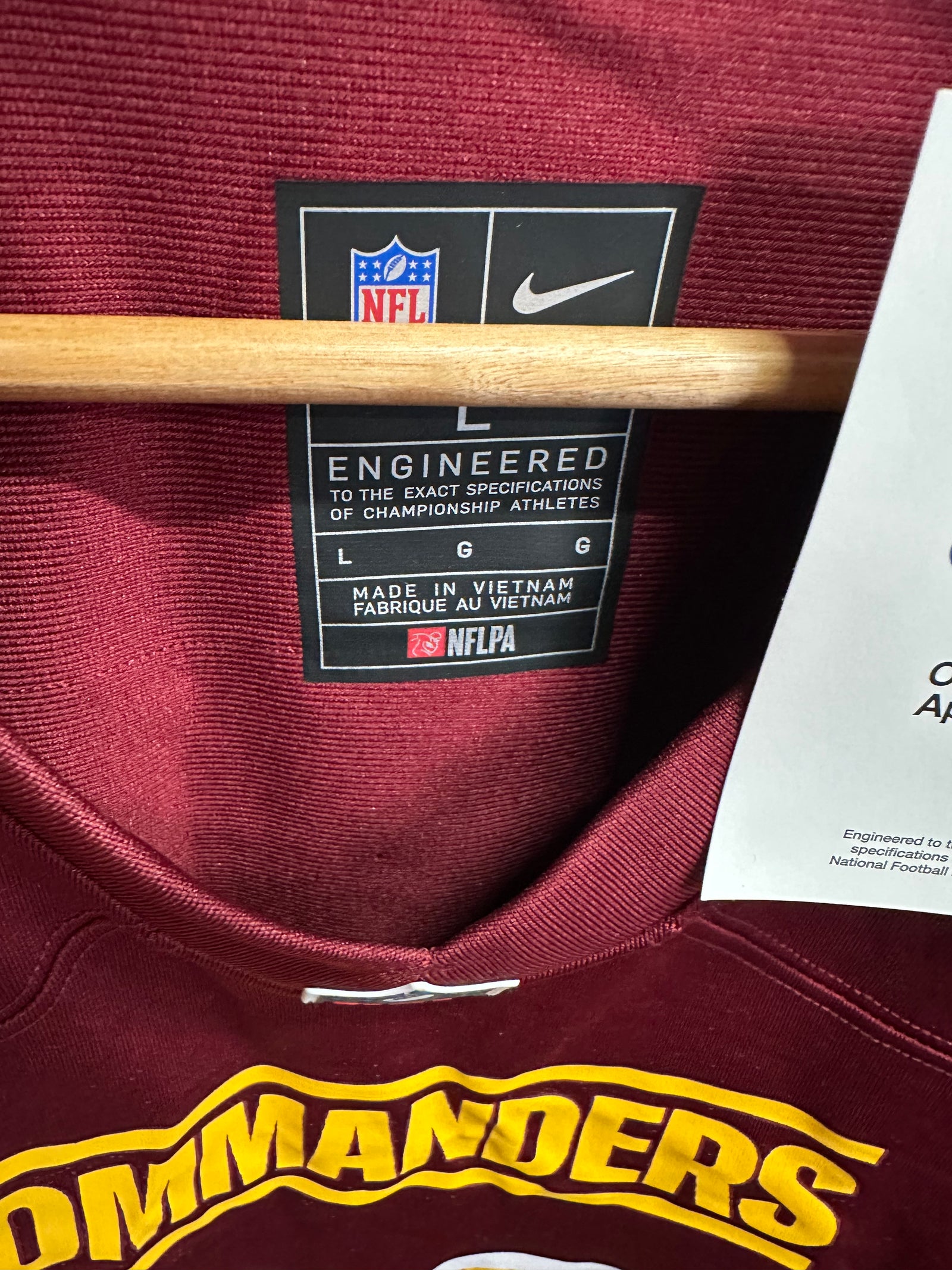 Nike Washington Commanders Croskey-Merritt n°22 bordeaux - L - étiquette de taille