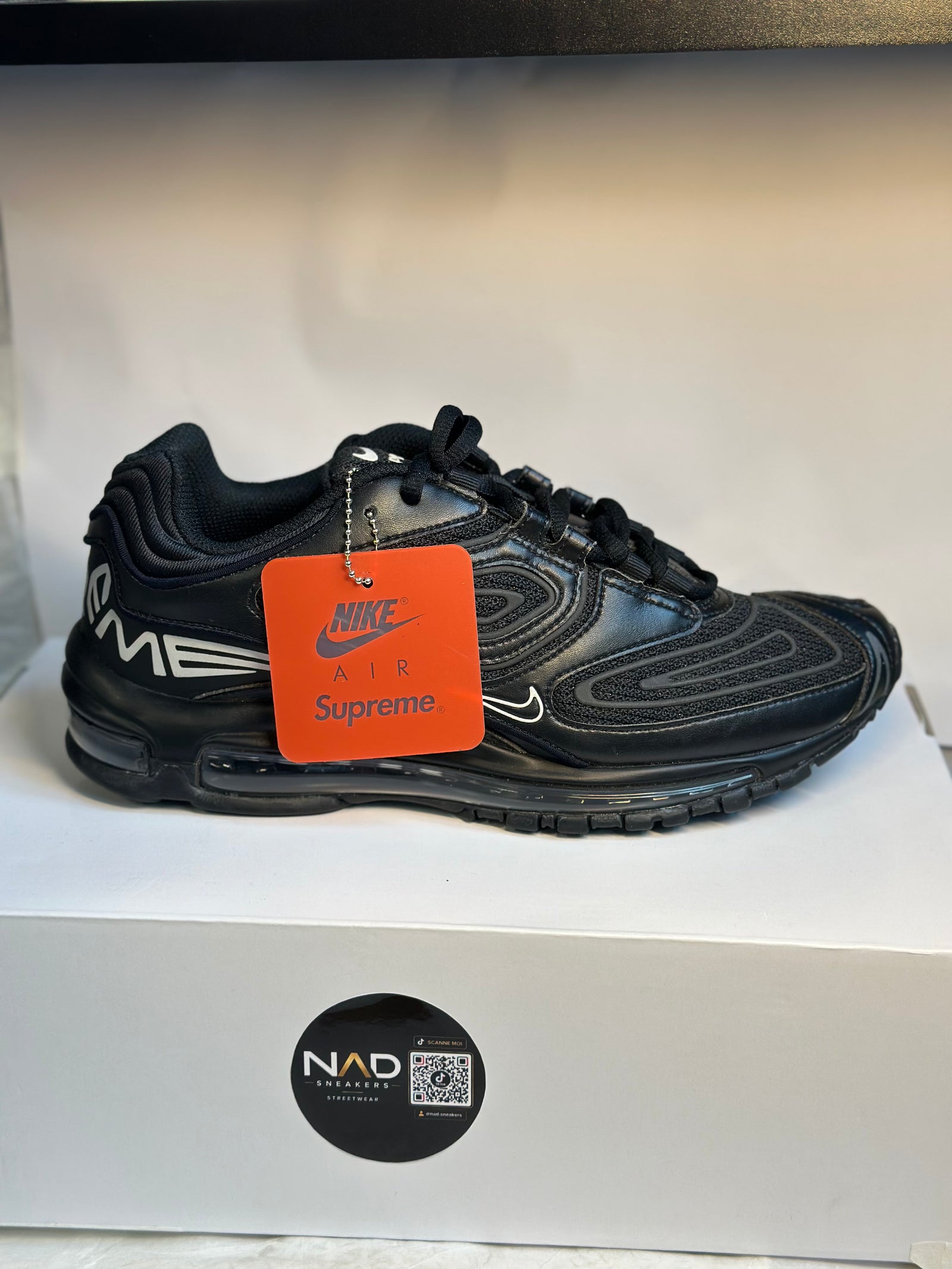 Nike Air Max 98 Supreme