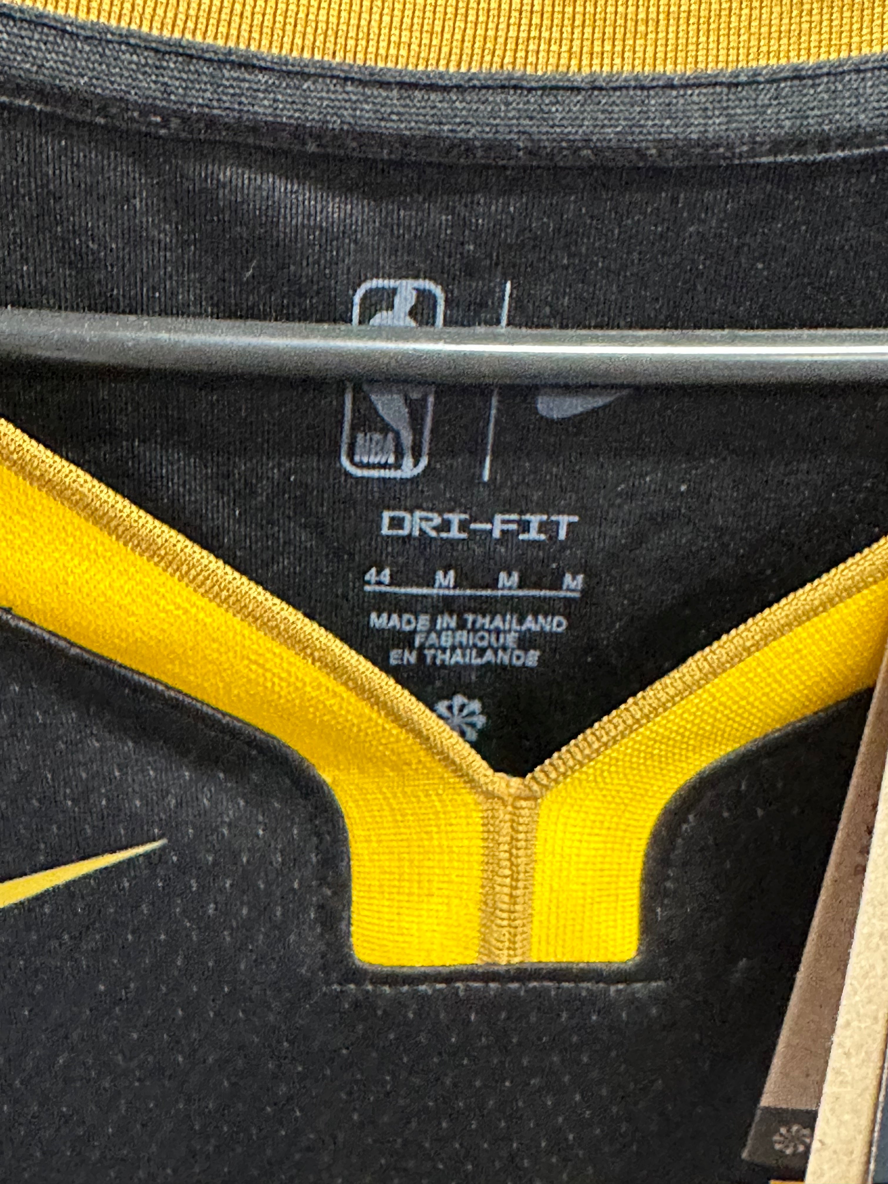 Nike Golden State Warriors San Francisco noir et jaune - étiquette de taille