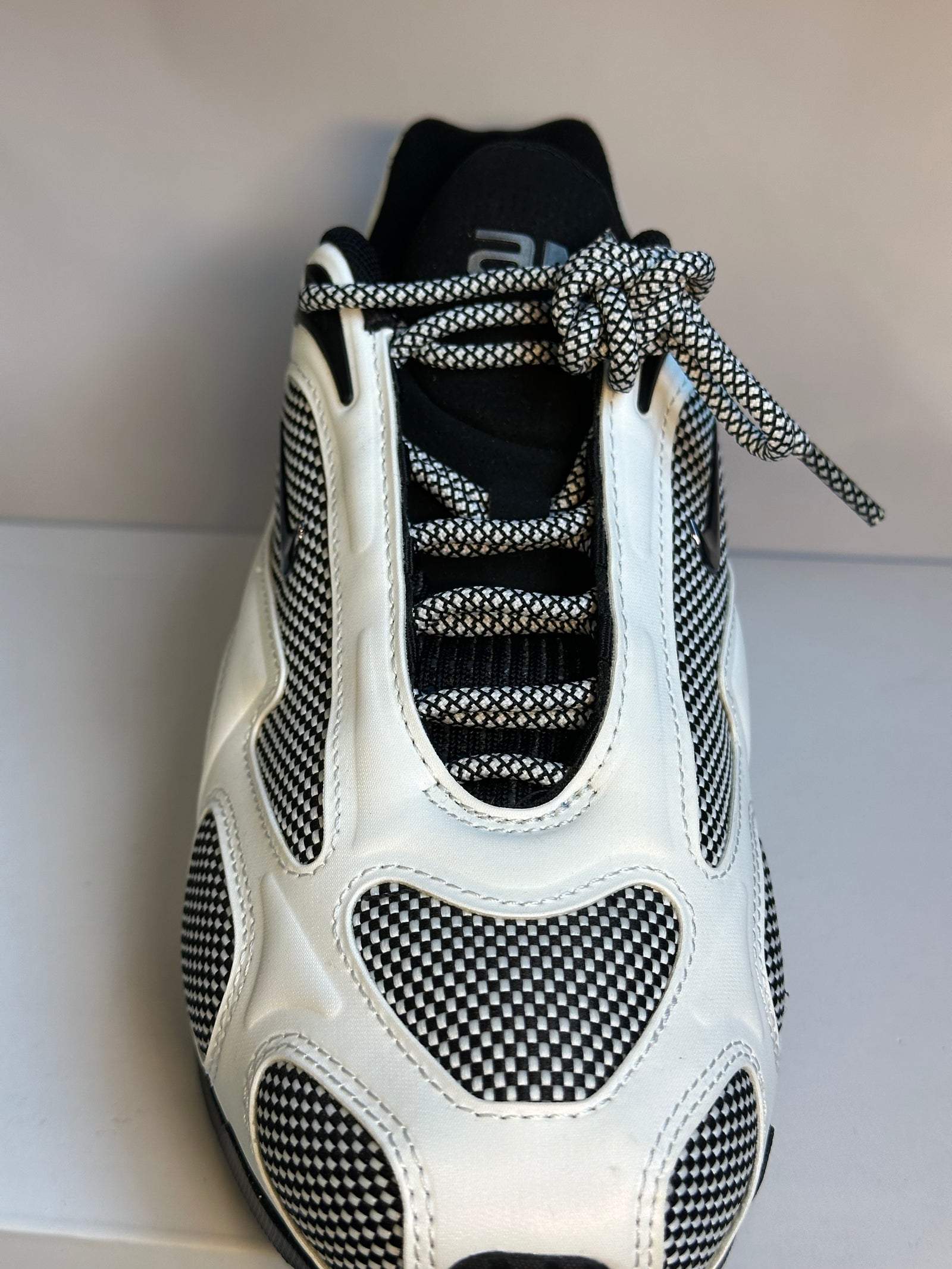 Nike Air Max Muse blanche et noire - vue 4