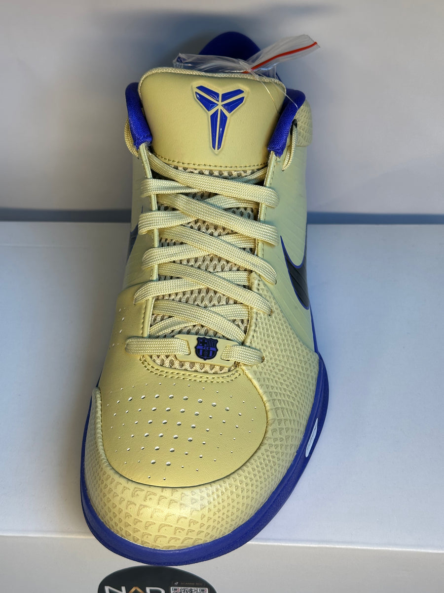 Nike Kobe 4 Protro jaune et bleue 2