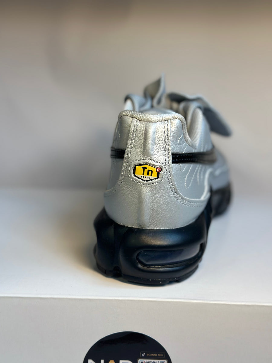 Nike Air Max Plus TN Tiempo grise 2