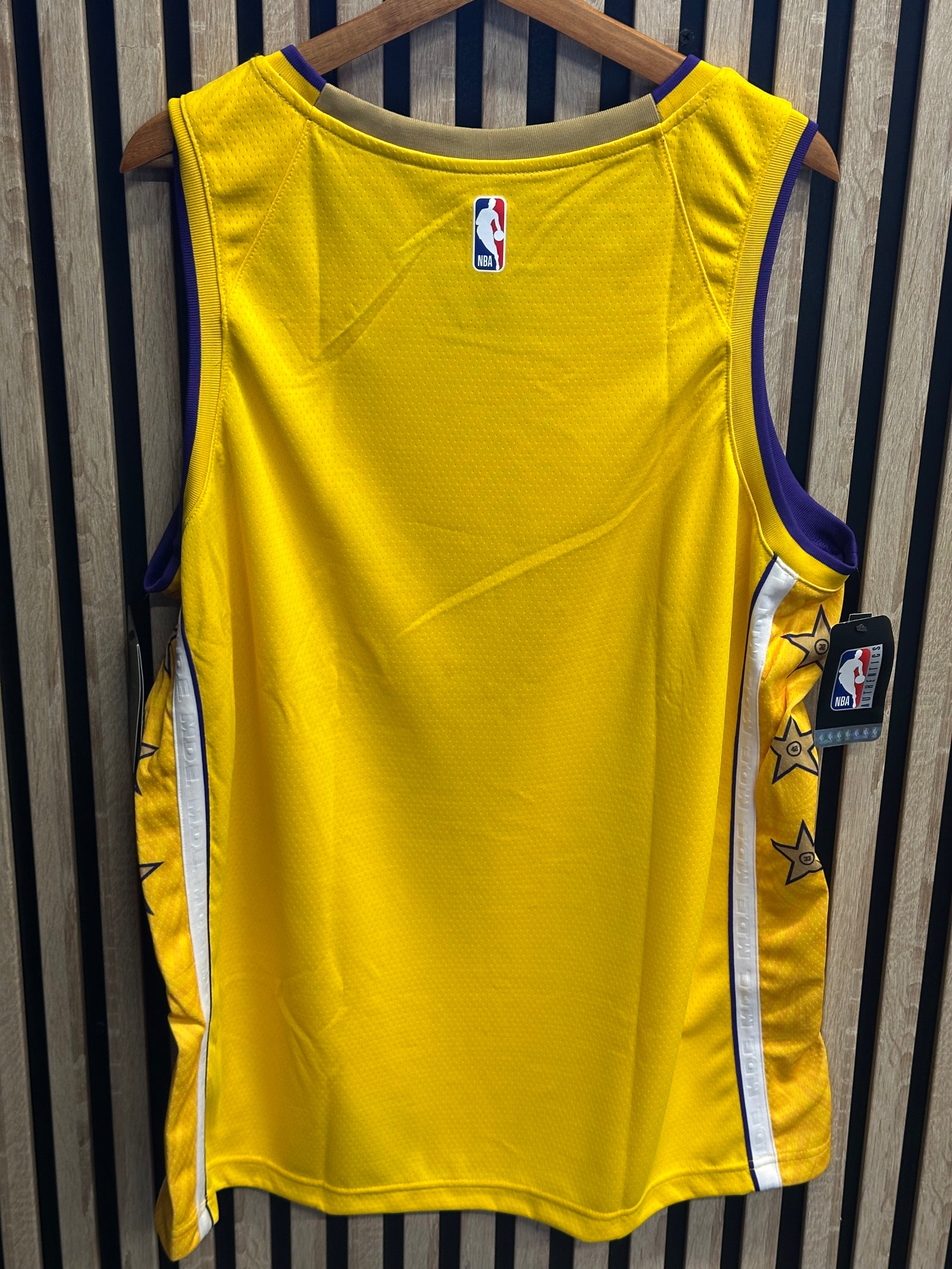 Nike Los Angeles Lakers jaune et violet - vue arrière