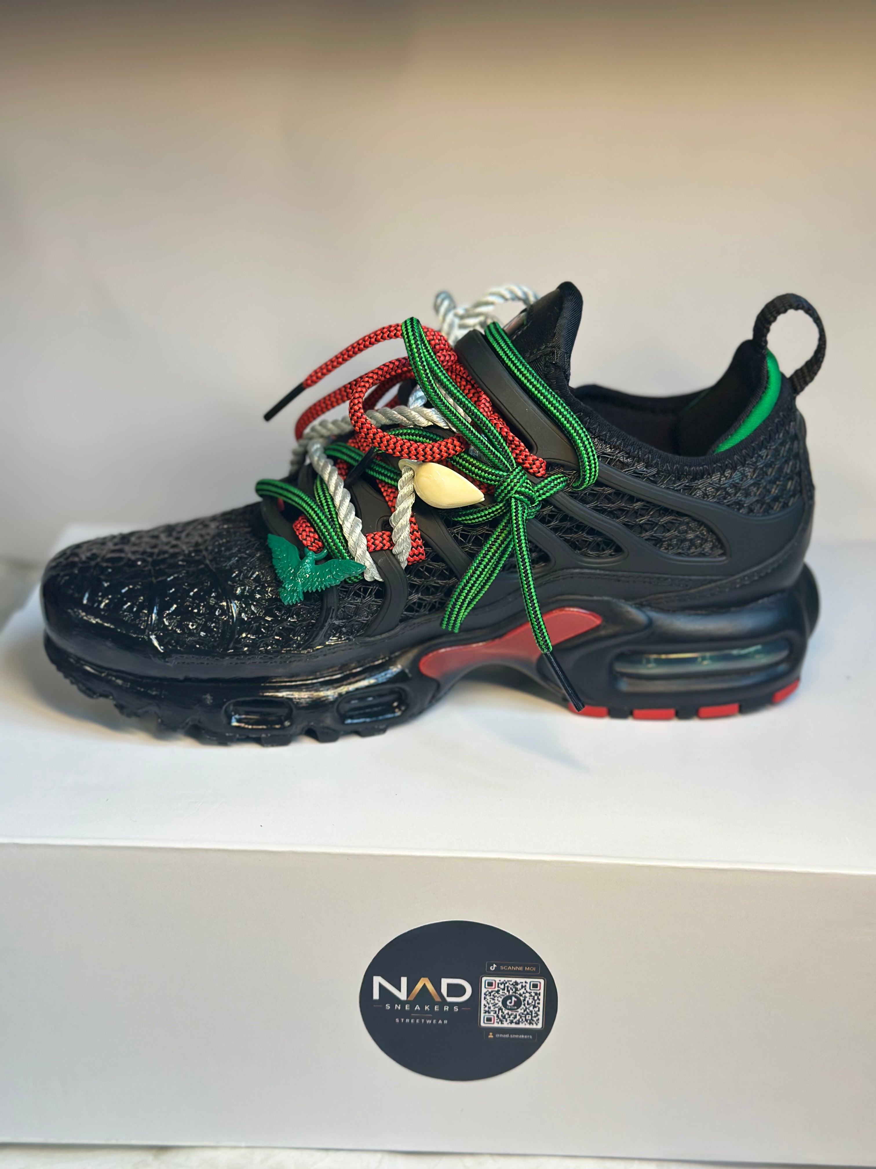 Nike Air Max Plus TN Homecoming noire - vue 3