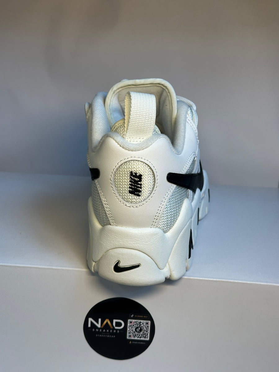 Nike Air Barrage Low blanche et noire 2