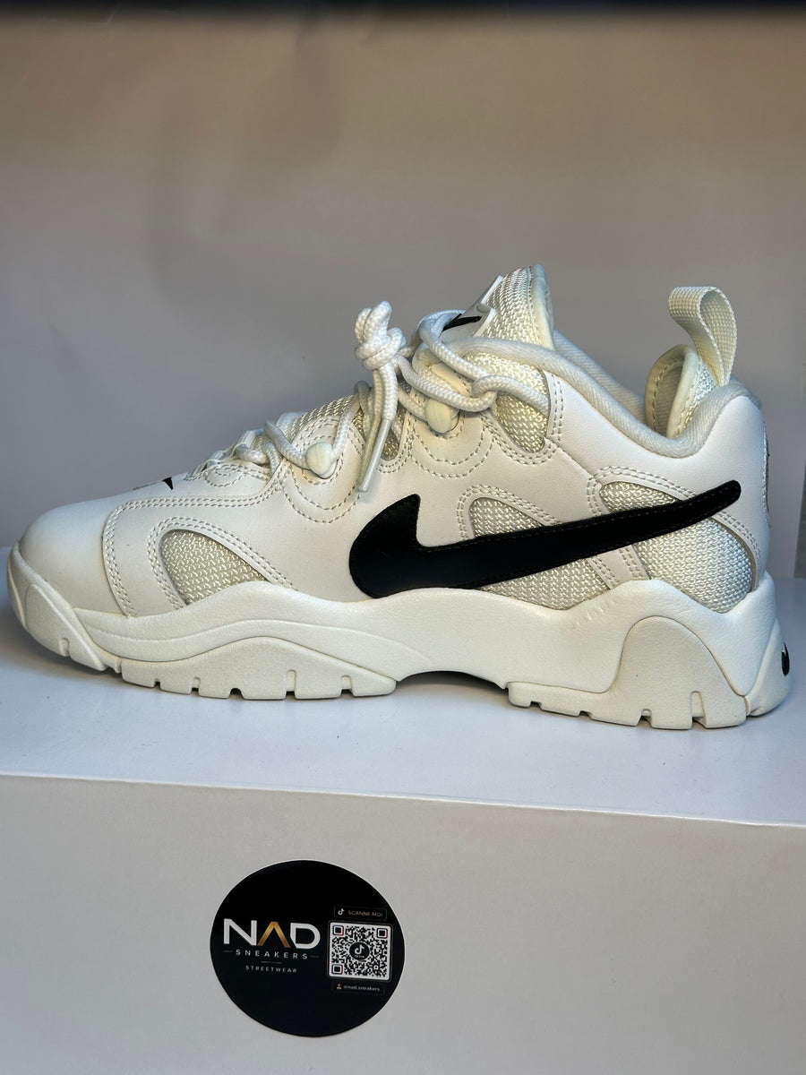 Nike Air Barrage Low blanche et noire 3