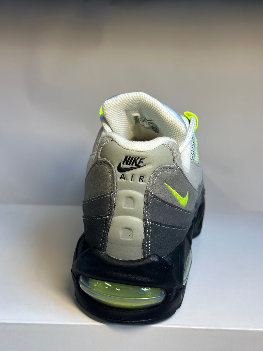 Nike Air Max 95 Neon 2